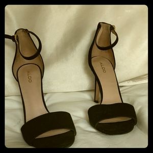 Black suede Aldo High heels
